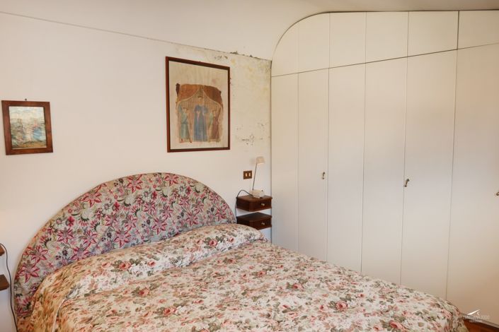 Image No.25-2 Bed Apartment for sale