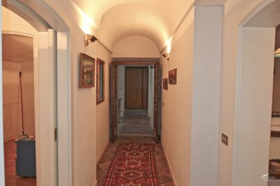 1743168931nybywy0ycmjs2p