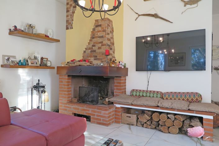 Image No.15-3 Bed Property for sale