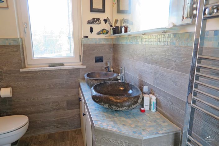 Image No.31-3 Bed Property for sale