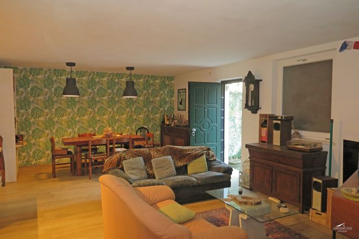 Image No.36-3 Bed Property for sale