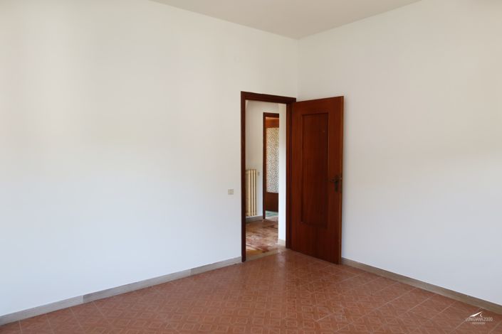 Image No.24-2 Bed Apartment for sale