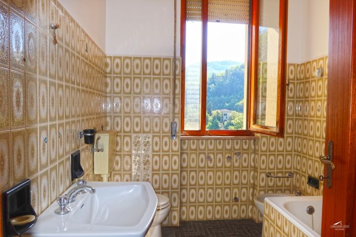 Image No.28-Appartement de 2 chambres à vendre à Bagnone