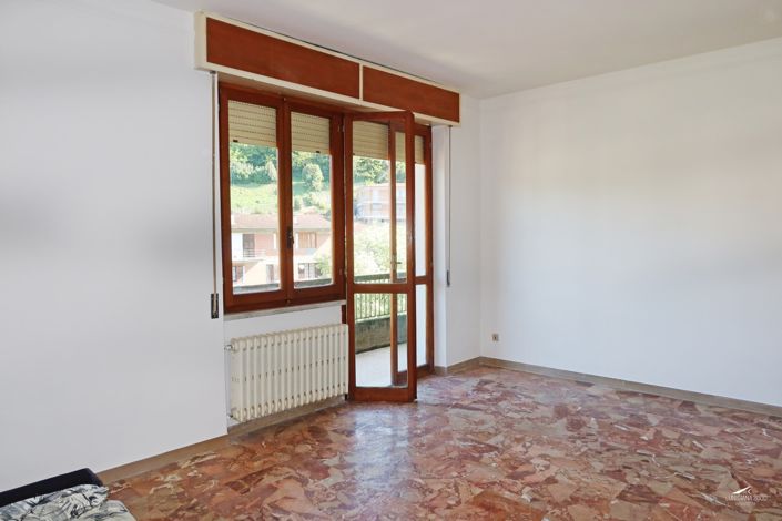 Image No.3-Appartement de 2 chambres à vendre à Bagnone