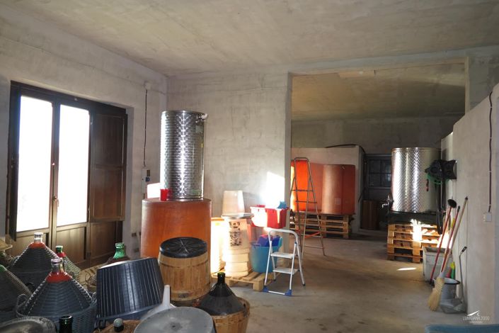 Image No.44-3 Bed Farmhouse for sale