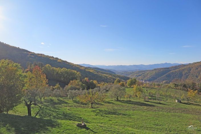 Image No.9-3 Bed Farmhouse for sale