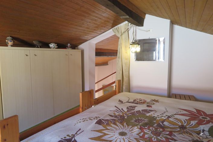 Image No.18-3 Bed Property for sale