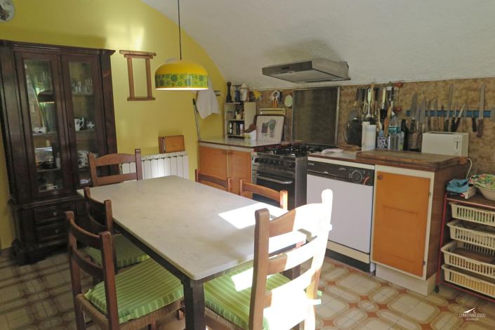 Image No.26-3 Bed Property for sale