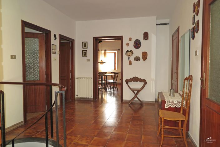 Image No.3-3 Bed Property for sale