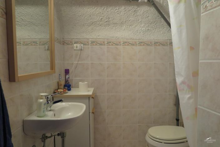 Image No.32-3 Bed Property for sale