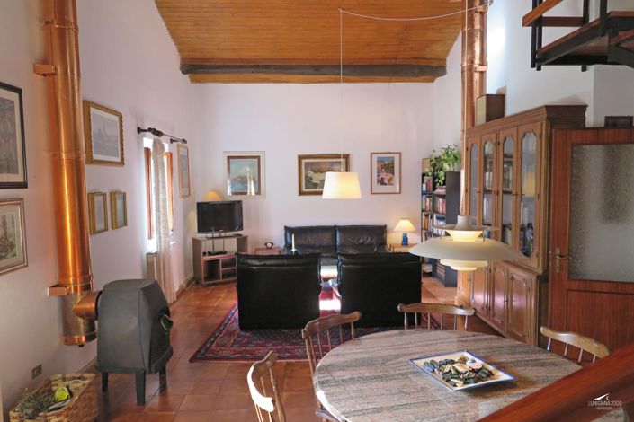 Image No.6-3 Bed Property for sale