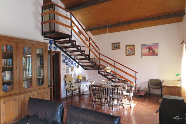 Image No.8-3 Bed Property for sale