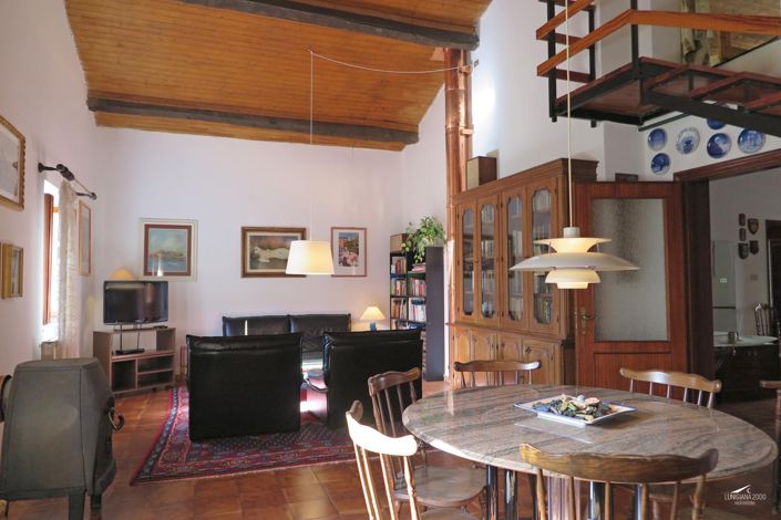 Image No.9-3 Bed Property for sale