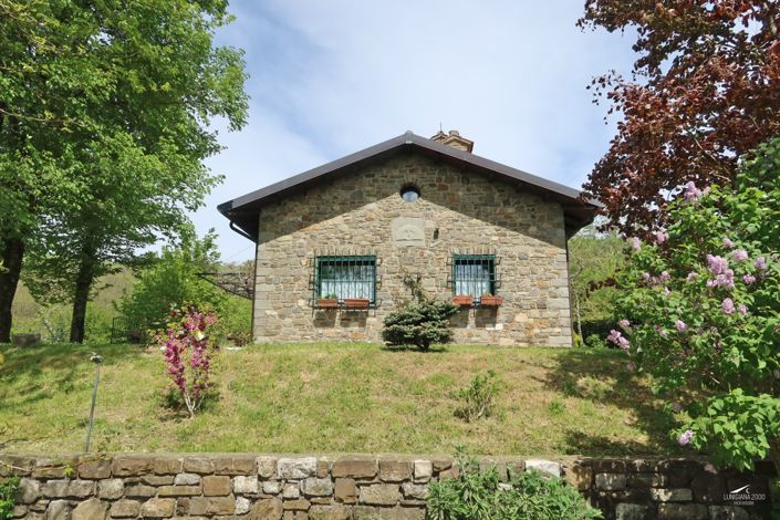 Image No.3-3 Bed Property for sale