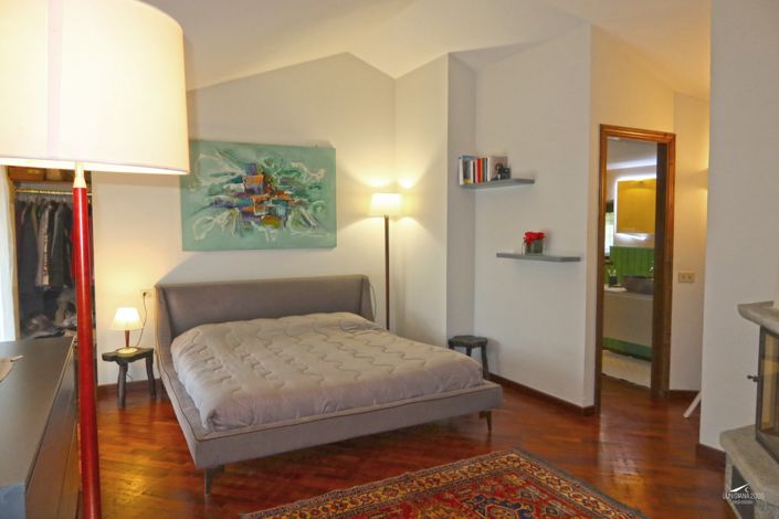 Image No.32-3 Bed Property for sale