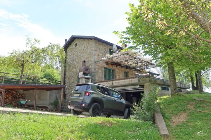 Image No.5-3 Bed Property for sale