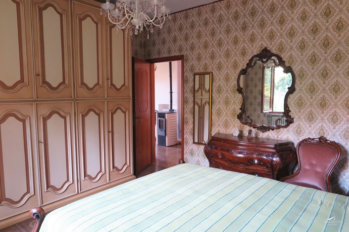 Image No.19-2 Bed Property for sale