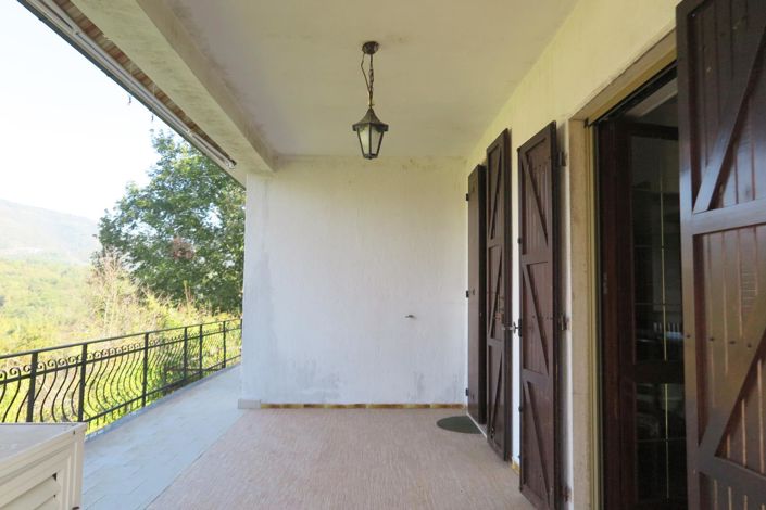 Image No.26-2 Bed Property for sale