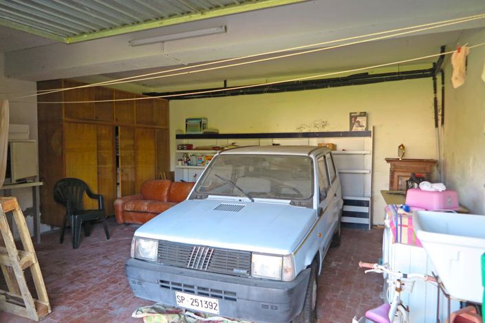 Image No.34-2 Bed Property for sale