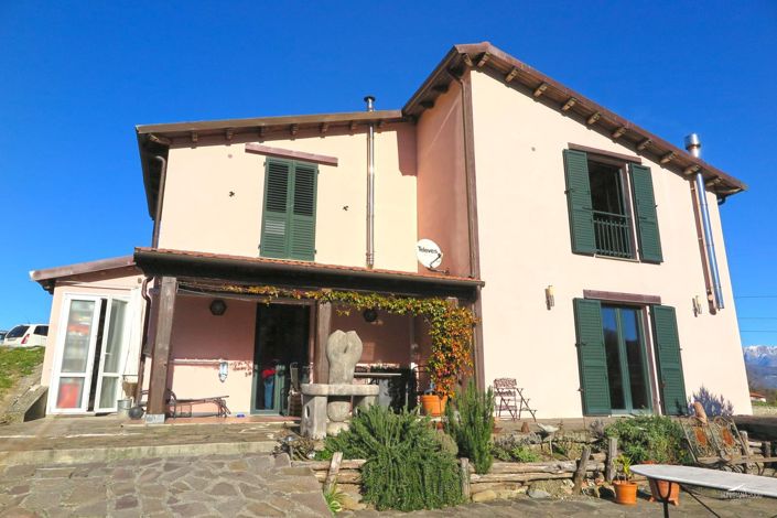 Image No.1-Propriété de 2 chambres à vendre à Aulla