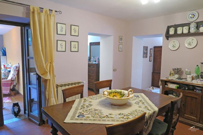 Image No.10-Propriété de 2 chambres à vendre à Fivizzano