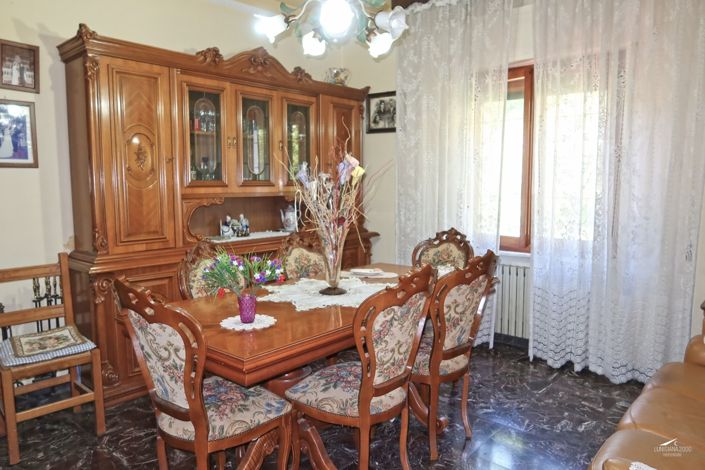 Image No.20-3 Bed Apartment for sale