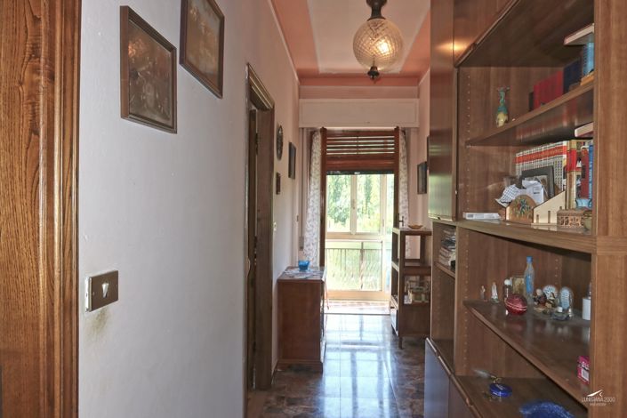 Image No.21-3 Bed Apartment for sale