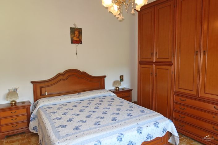 Image No.30-3 Bed Apartment for sale