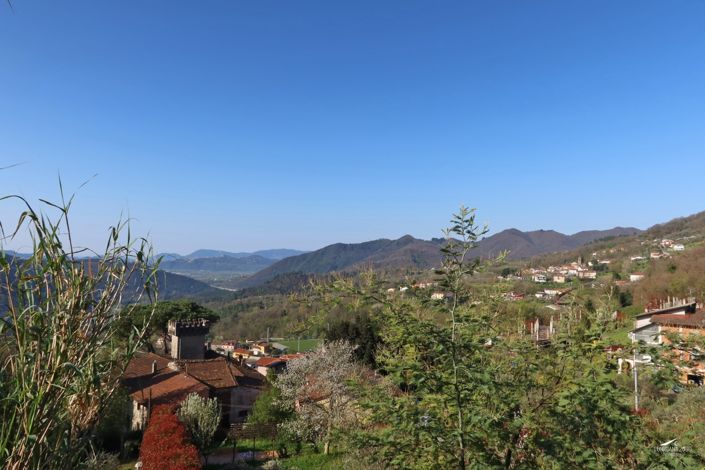 Image No.25-2 Bed Property for sale