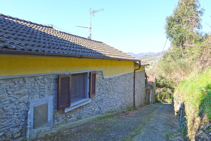 Image No.4-2 Bed Property for sale