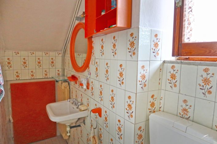 Image No.17-3 Bed Property for sale