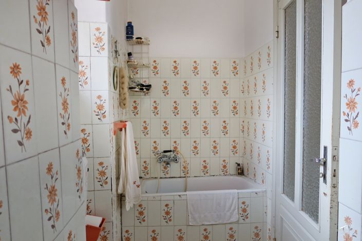 Image No.18-3 Bed Property for sale