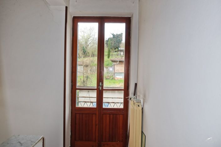 Image No.22-3 Bed Property for sale