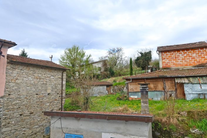 Image No.26-3 Bed Property for sale