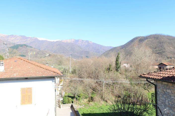 Image No.32-3 Bed Property for sale