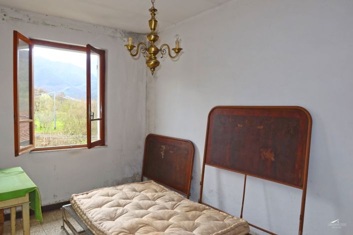 Image No.33-3 Bed Property for sale