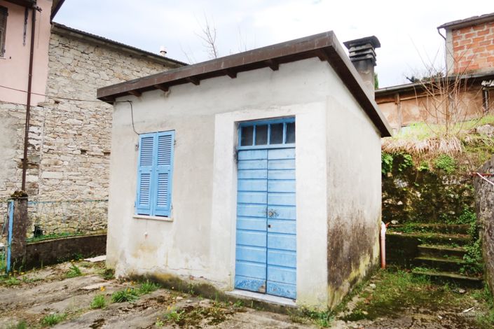 Image No.38-3 Bed Property for sale