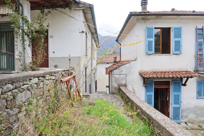 Image No.44-3 Bed Property for sale