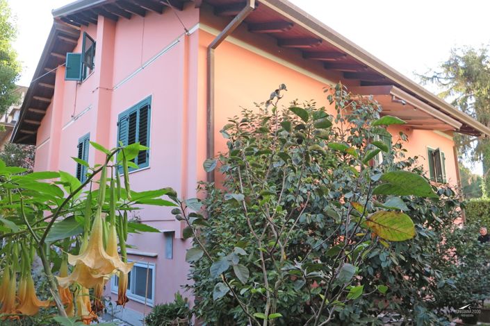 Image No.1-3 Bed Property for sale