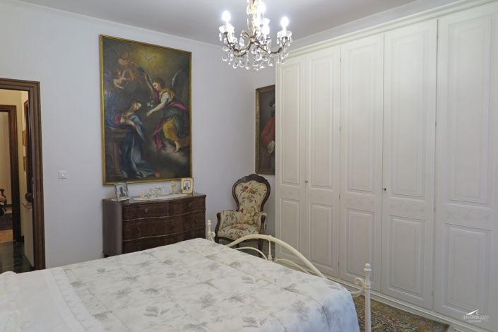 Image No.19-3 Bed Property for sale