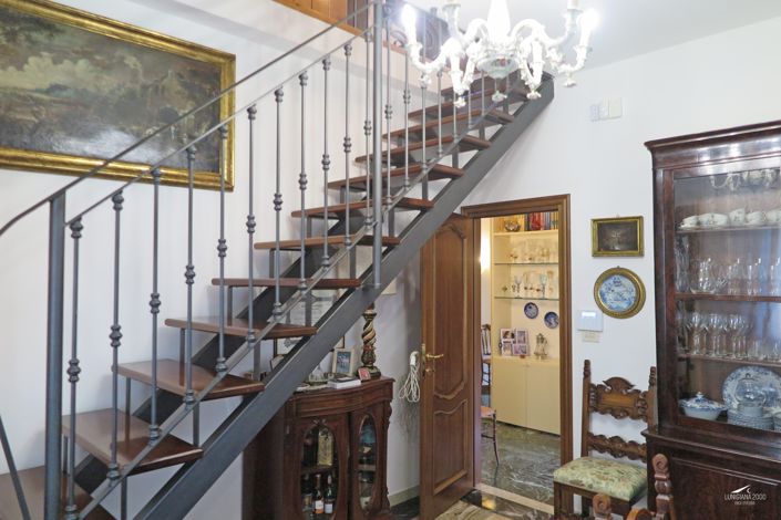 Image No.29-3 Bed Property for sale