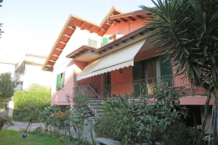 Image No.3-3 Bed Property for sale