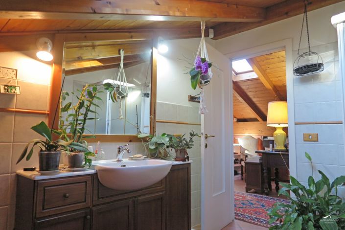 Image No.35-3 Bed Property for sale