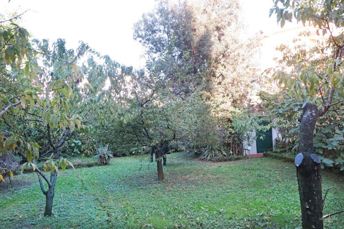 Image No.38-3 Bed Property for sale