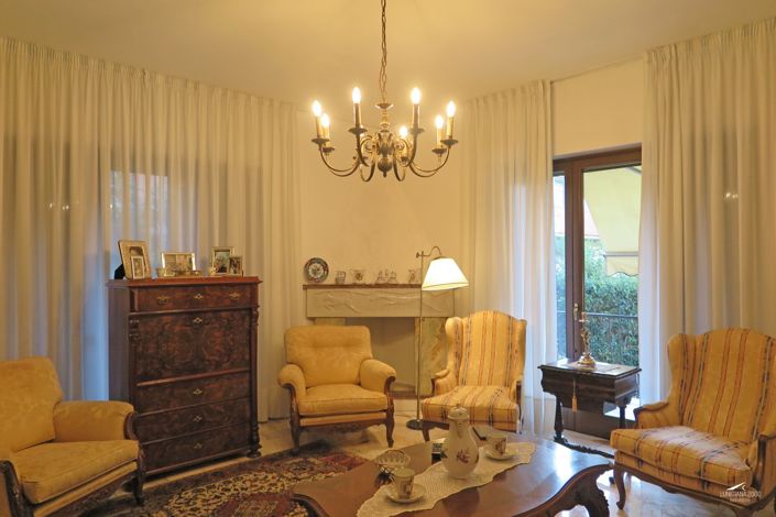 Image No.9-3 Bed Property for sale