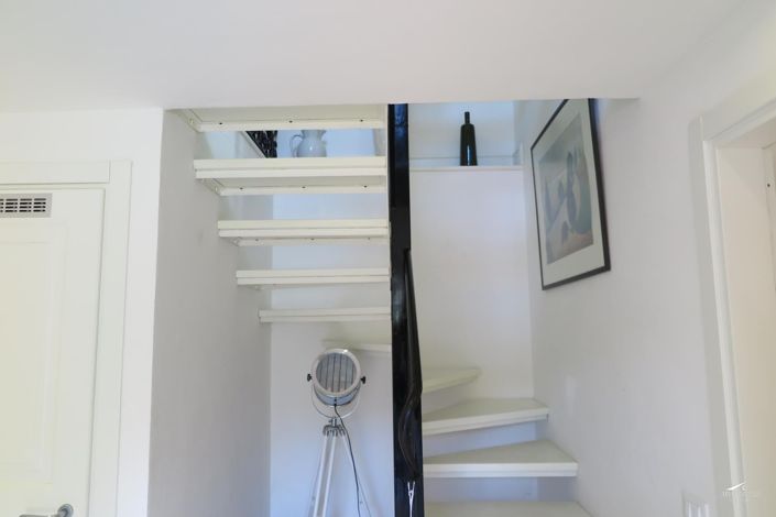 Image No.13-2 Bed Property for sale