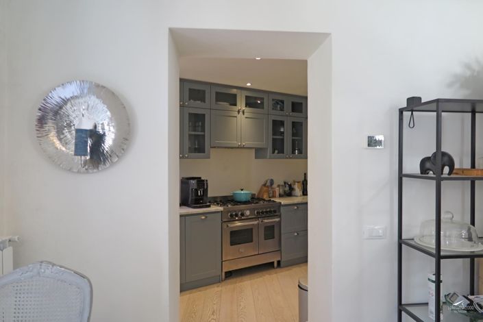 Image No.21-2 Bed Property for sale