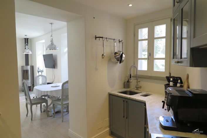 Image No.25-2 Bed Property for sale