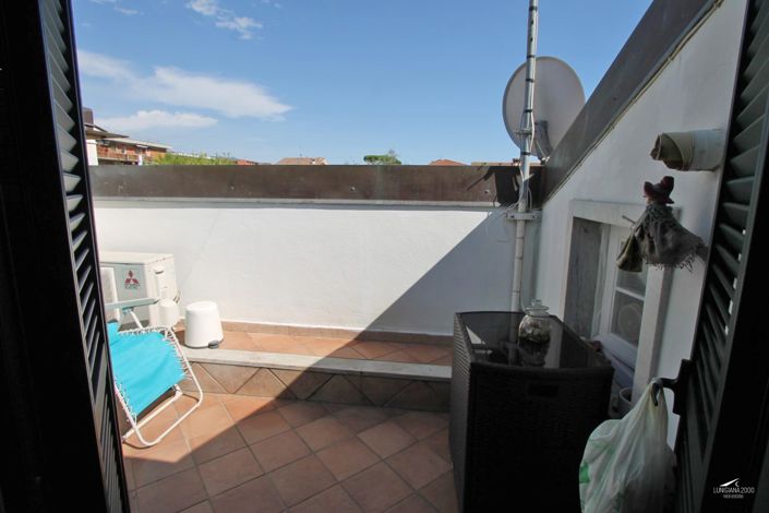 Image No.31-4 Bed Property for sale