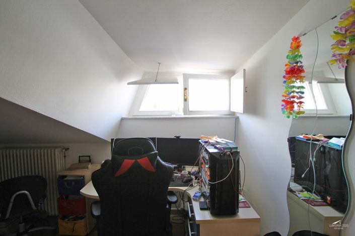 Image No.36-4 Bed Property for sale